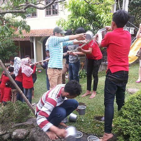 Bumi Cikeas Sentul Bogor Exterior foto