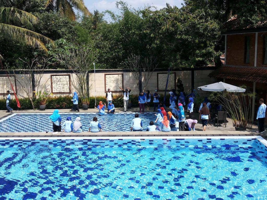 Bumi Cikeas Sentul Bogor Exterior foto