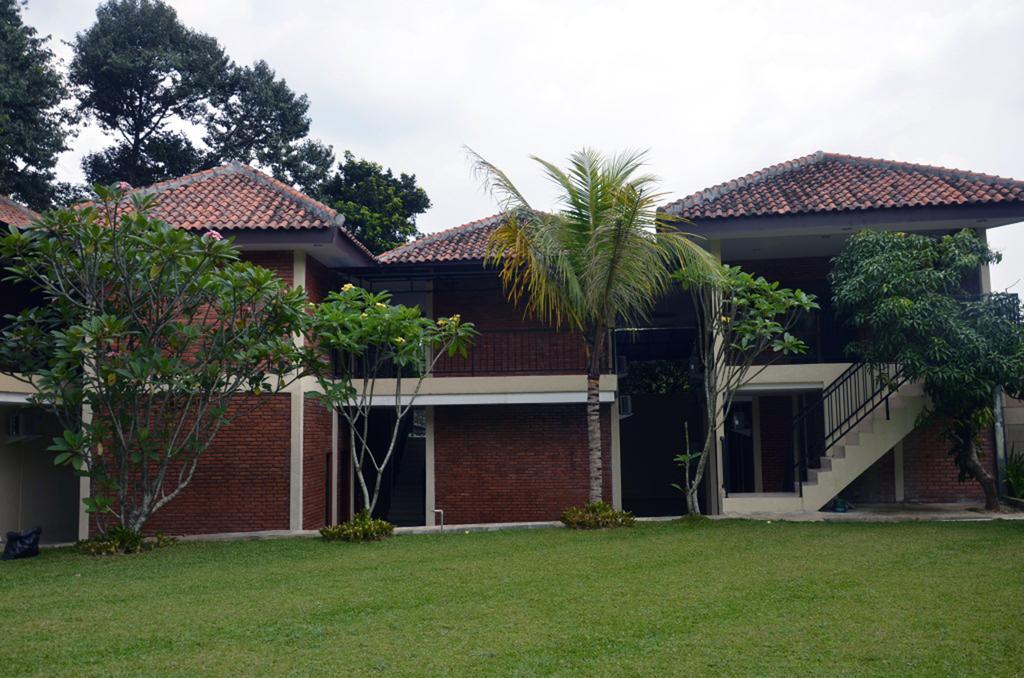 Bumi Cikeas Sentul Bogor Exterior foto