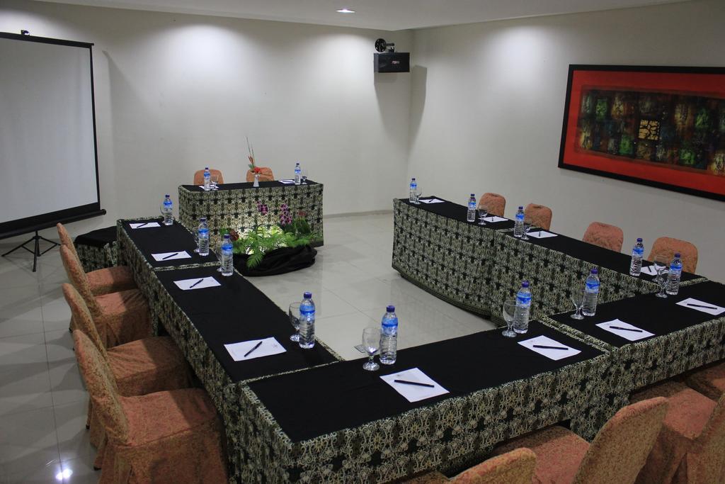 Bumi Cikeas Sentul Bogor Exterior foto