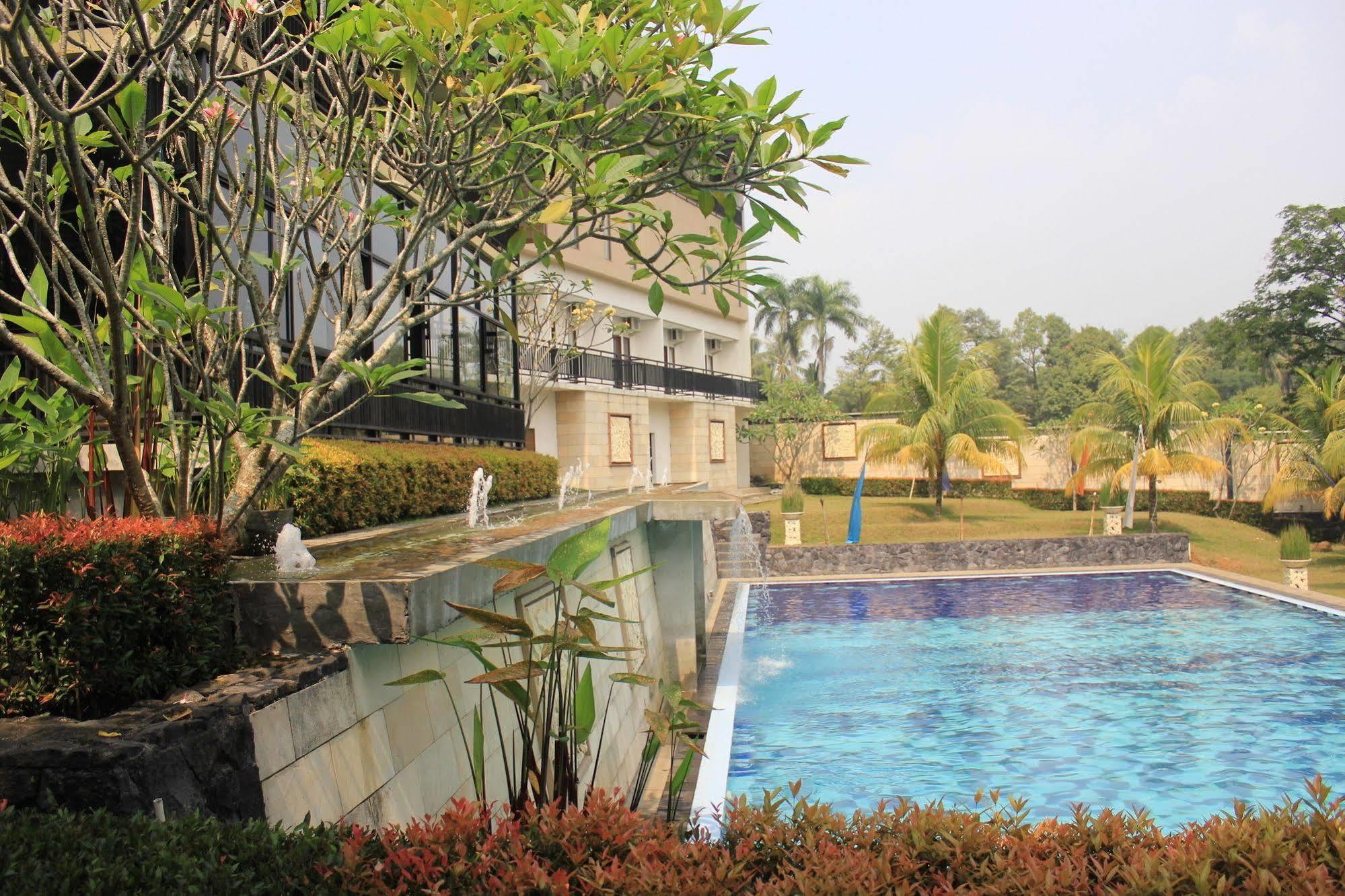 Bumi Cikeas Sentul Bogor Exterior foto
