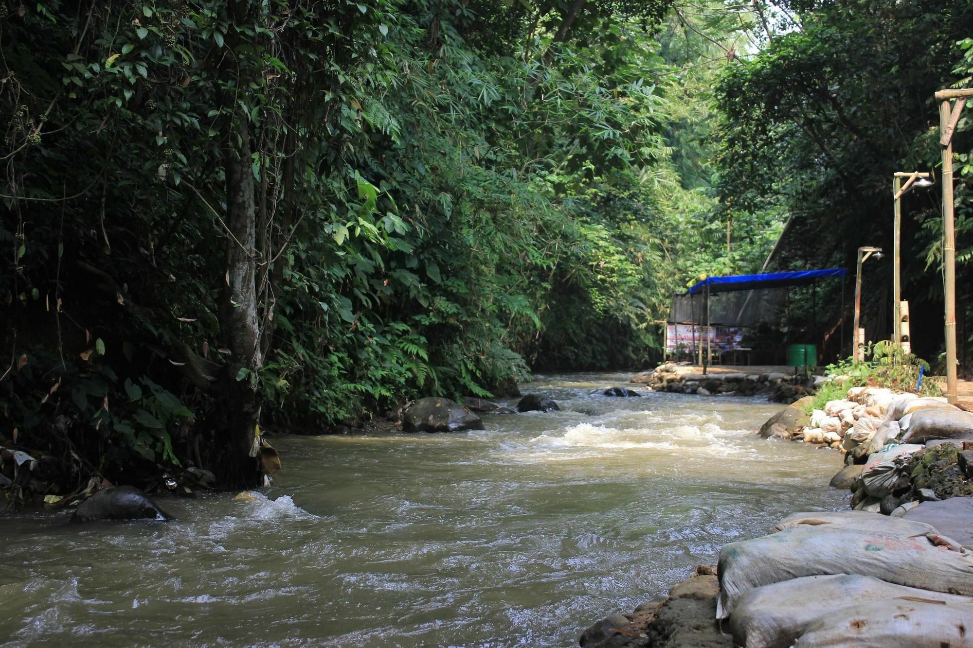 Bumi Cikeas Sentul Bogor Exterior foto