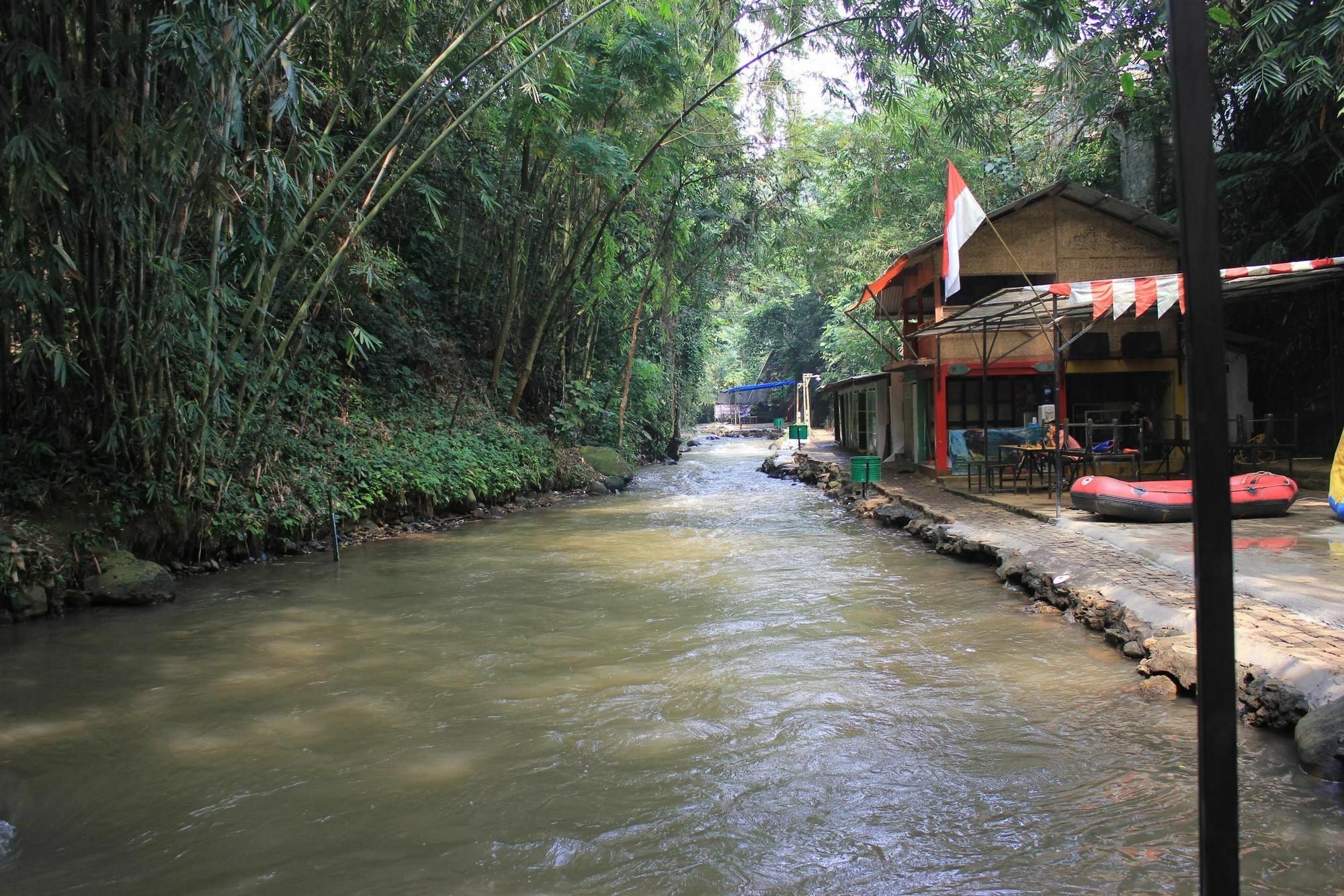 Bumi Cikeas Sentul Bogor Exterior foto
